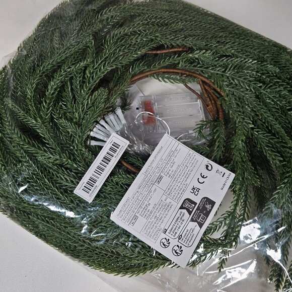 Artificial Greenery Garland With Battery-Powered LED Lights For Indoor Décor 6FT - Picture 4 of 6